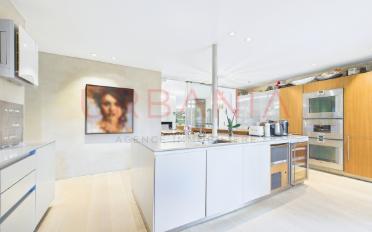 Maison 9 pièces - image - 3