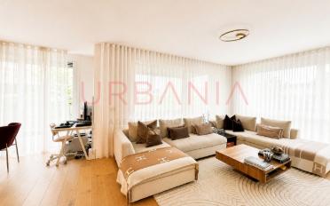 Apartment 5 rooms - image - 2