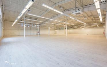 Commercial - image - 8