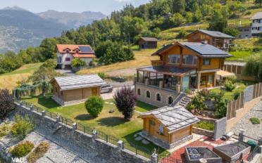 Chalet 5.5 pièces - image - 1