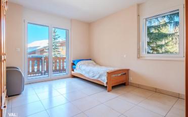 Immeuble résidentiel 11 pièces - image - 10