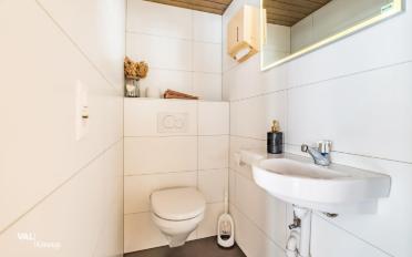 Commercial - image - 7