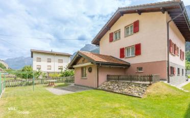 Einfamilienhaus 8.5 Zimmer - image - 2