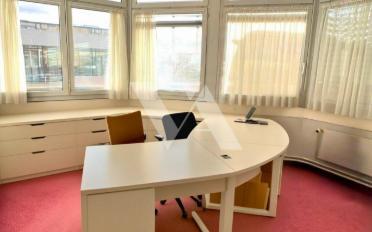 Bureau - image - 5