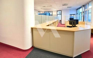 Bureau - image - 1