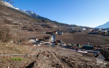 Building land - image - 2