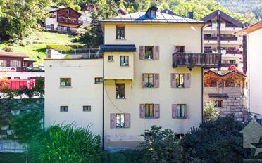 Einfamilienhaus 6.5 Zimmer - image - 1
