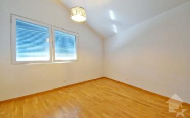 Villa 6 rooms - image - 11