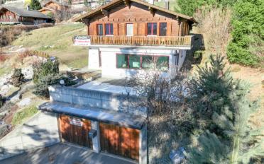 Chalet 5.5 pièces - image - 1