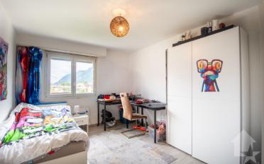 Apartment 4 rooms - image - 7