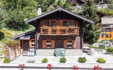 Chalet 4.5 pièces - image - 1