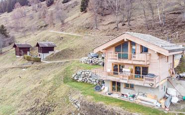Chalet 7.5 pièces - image - 4