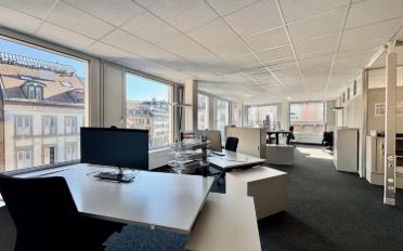 Office - image - 1