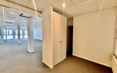 Office - image - 5