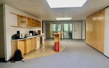 Bureau - image - 8