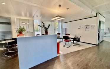 Bureau - image - 1