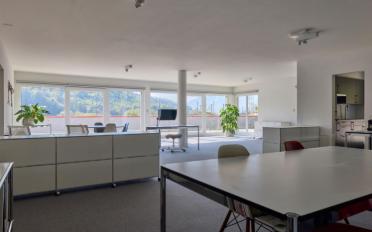 Bureau - image - 1