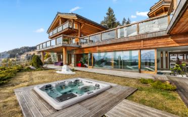 Chalet 13 pièces - image - 1