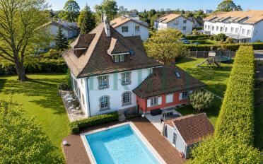 Maison 9 pièces - image - 1