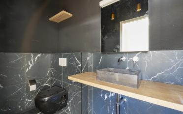 Office - image - 12