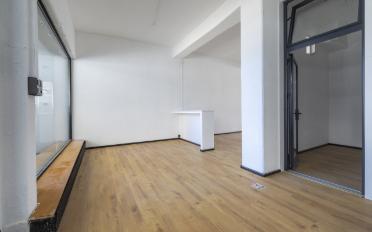 Office - image - 9