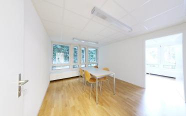Office - image - 6