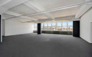 Office - image - 7
