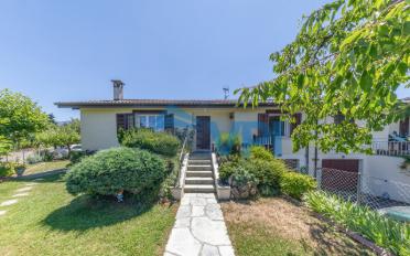 Row house - image - 1