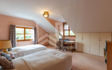 Single house 8 rooms - image - 12