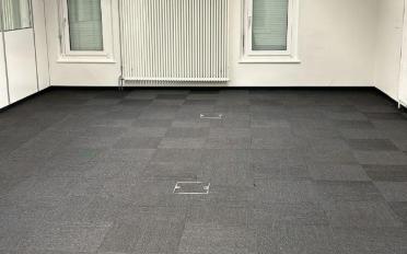 Office - image - 4