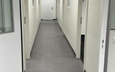 Office - image - 7