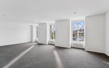 Office - image - 9