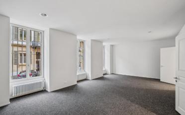 Office - image - 7