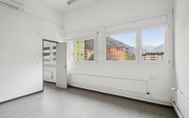 Bureau - image - 11