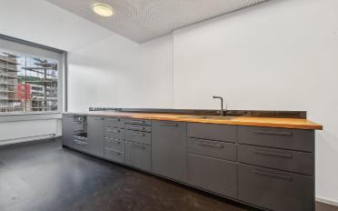 Office - image - 5