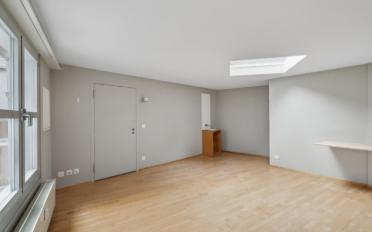 Office - image - 3