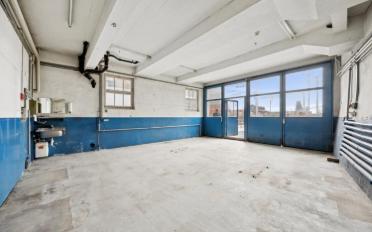 Office - image - 5