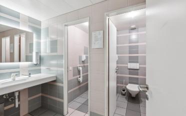 Office - image - 4