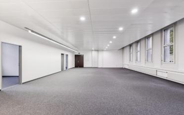 Commercial - image - 4