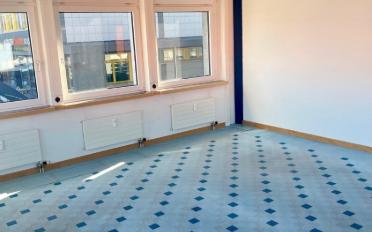 Office - image - 5