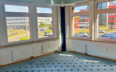 Office - image - 4