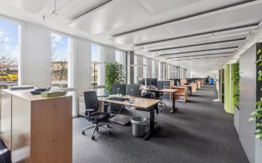 Office - image - 5