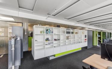 Office - image - 7