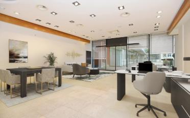 Commercial - image - 4