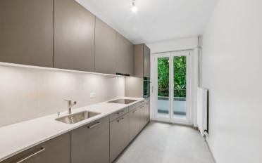 Apartment 4 rooms - image - 3