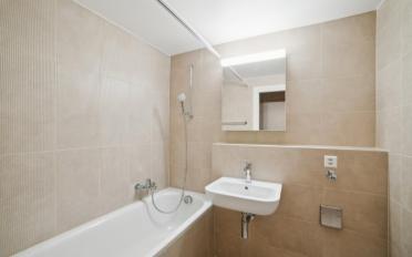 Apartment 4 rooms - image - 4