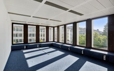 Office - image - 6