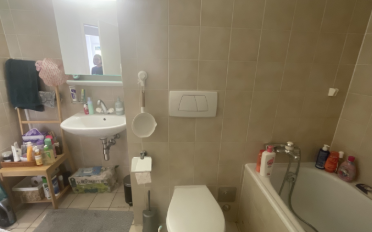 Apartment 4 rooms - image - 9
