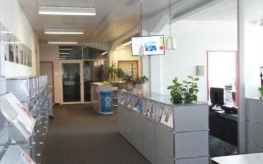 Office - image - 4