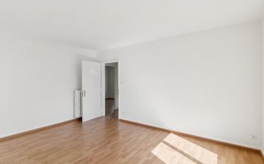 Apartment 4 rooms - image - 8